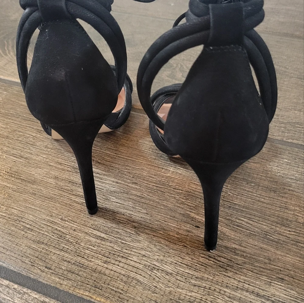 Gianni Bini Black Strappy Ankle Tie Heels / Size 6 - Picture 7 of 7